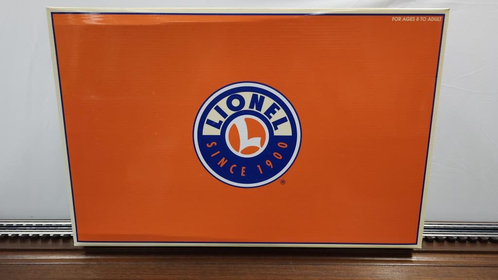 Lionel Western Pacific Alum. Passenger Car 2 Pack (1 of 4)