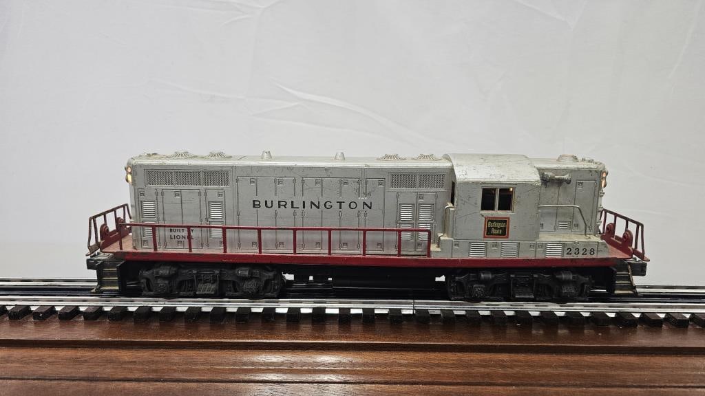 LIONEL POST WAR BURLINGTON ROUTE GP-7 (1 of 5)
