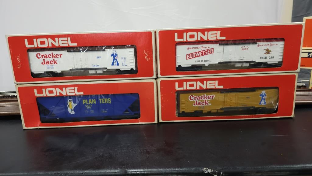 LIONEL ADVERTISING BOXCAR LOT OF 4 (NIB) (1 of 2)