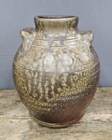 Fine Early 1800's North Carolina Quart Storage Jar