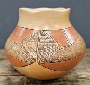 Signed Dextra, Native American Pot