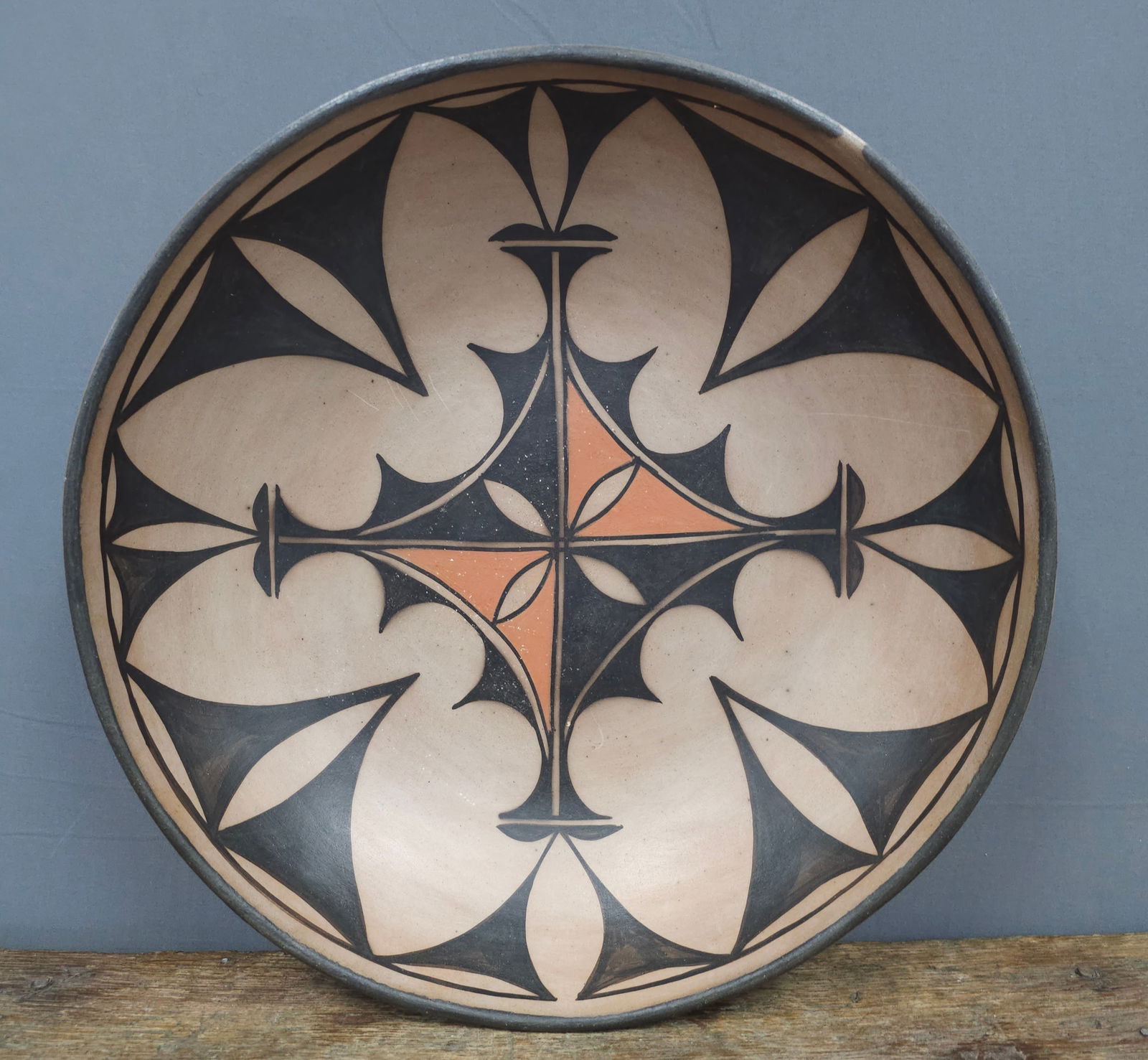 Fine Ambrose Atencio Navajo Pottery Tray (1 of 4)