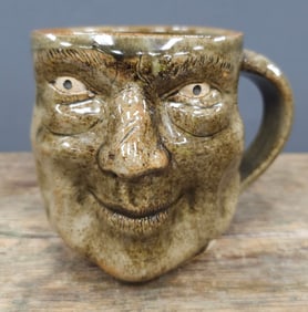 Fine Michael Bayne Signed "BM" Face Mug