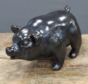 Lin Craven Folk Pottery Pig