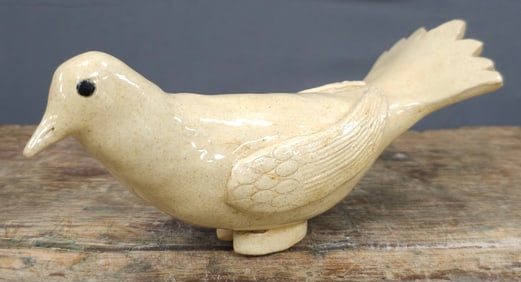 Ruby Meaders Folk Pottery Dove Figural