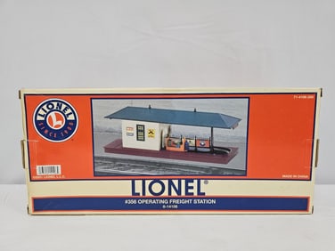 Lionel #356 Opperating Freight Station (NIB)