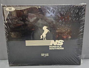Lionel Norfolk Southern 1992 Limited Train Set