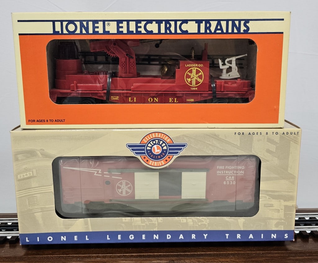 Lionel Fire Car Lot of Two (NIB) (1 of 2)