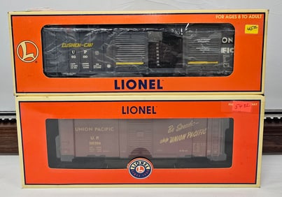 Lionel Union Pacific & Southern Pacific Boxcar Lot of Two