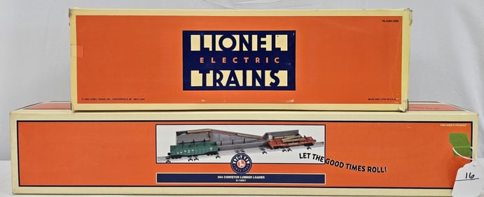 Lionel Operating Sawmill & Conveyor Lumber Loader