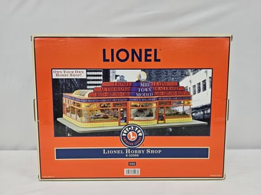 Lionel 6-32998 Hobby Shop (NIB) C-10
