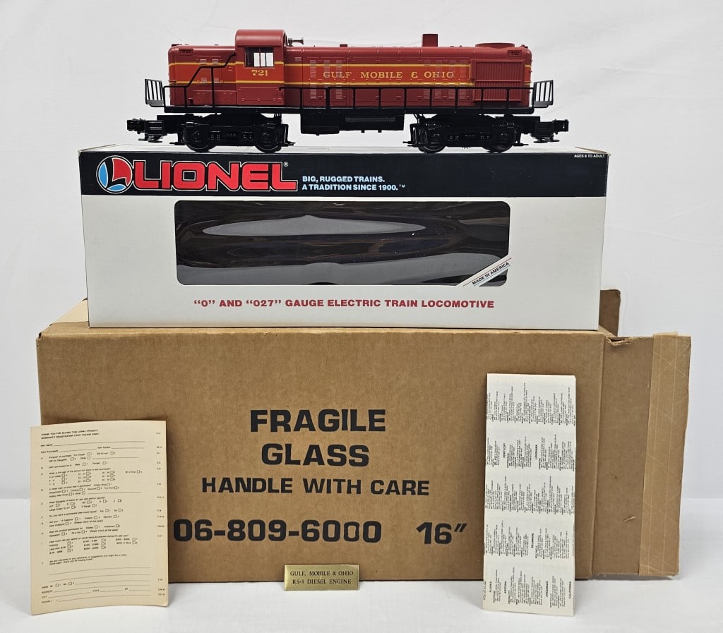 Lionel GM & Ohio RS-3 Diesel Engine Set (1 of 7)