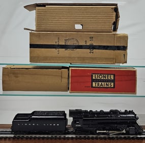 Lionel Post War 2046 Engine & Tender W/ Boxes