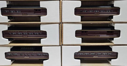 Lionel Norfolk & Western Aluminum 6 Passenger Cars