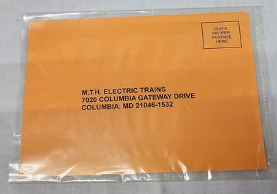 Rail King-MTH Flat Car with Autos Car Lot of 2