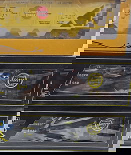 Atlantic Coast Line Lionel & Weaver Train Lot: Atlantic Coast Line & Seaboard Coast Line, Lionel & Weaver Train Lot, both are in C-8/9 collector grade condition with original boxes. 1. Lionel 6-9371, Seaboard Coast Line Covered Hopper. 2. x2 Weave