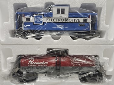 MTH NYC Pacemaker O-Scale Tank Car & EMD Caboose