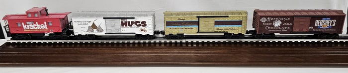 K-Line Hershey's Boxcar & Caboose Lot of 4