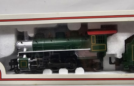 Bachmann "HO" Steam Locomotive 2-6-2