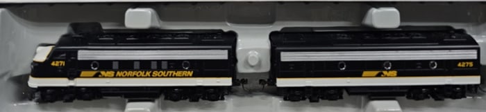 Athearn Norfolk & Western F7A-F7B #4271 & 4275