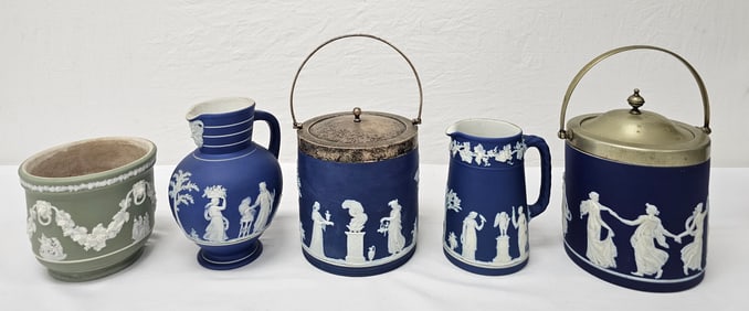 Early Wedgewood Porcelain Lot