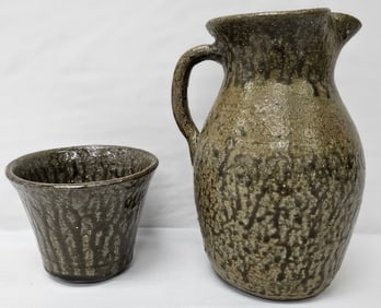 Chester Hewell & Wayne Hewell Pottery Lot