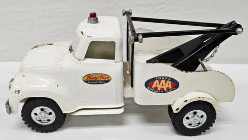 1957 Tonka Toys AAA Wrecker