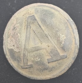 Authentic Civil War Courtney & Tennant Maker England, Confederate "Lined A" Button