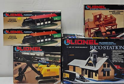 Lionel Train Accessories Lot of 5