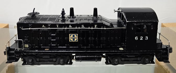 Lionel Post-War 623 Santa Fe Switcher