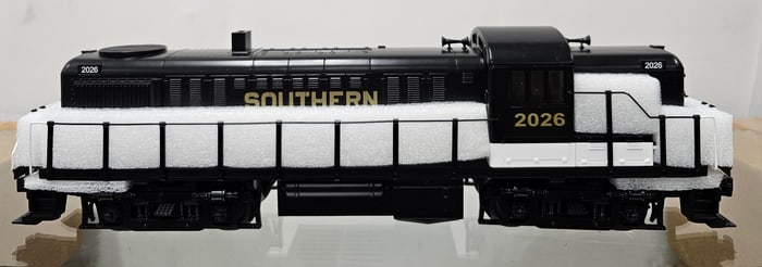 RailKing Southern RS-3 Diesel Engine