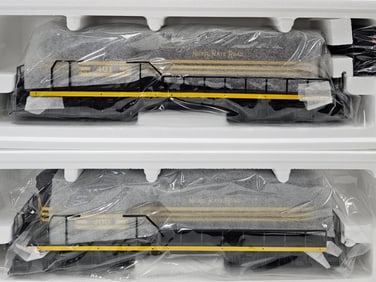 Lionel Nickle Plate Rd Double Headed GP-7 Diesels