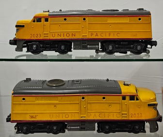 Lionel Postwar UP 2023 Alco Diesel Engines