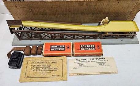 Lionel No. 362 Barrel Loader