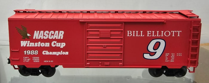Weaver Bill Elliot Nascar Boxcar NIB
