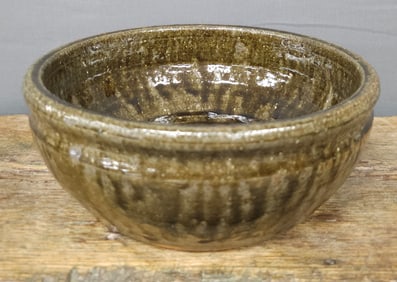 Signed Lanier Meaders Baking Dish