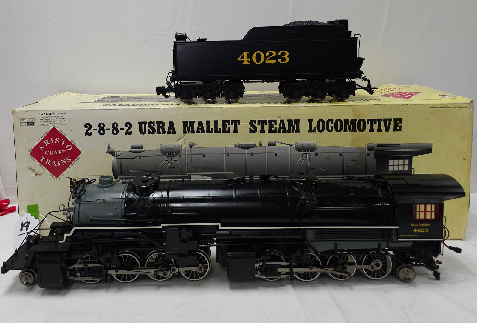 Aristo Craft USRA Mallet Southern #4023 Steam Locomotive: Rare Aristo Craft ART-21606, 2-8-8-2 USRA Mallet Southern #4023 Steam Locomotive with Tender with box.