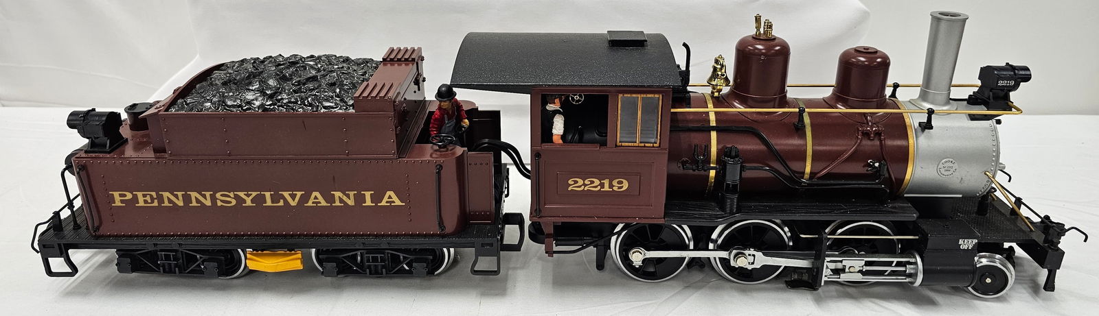 LGB Penn RR Steam Locomotive & Tender (1 of 4)