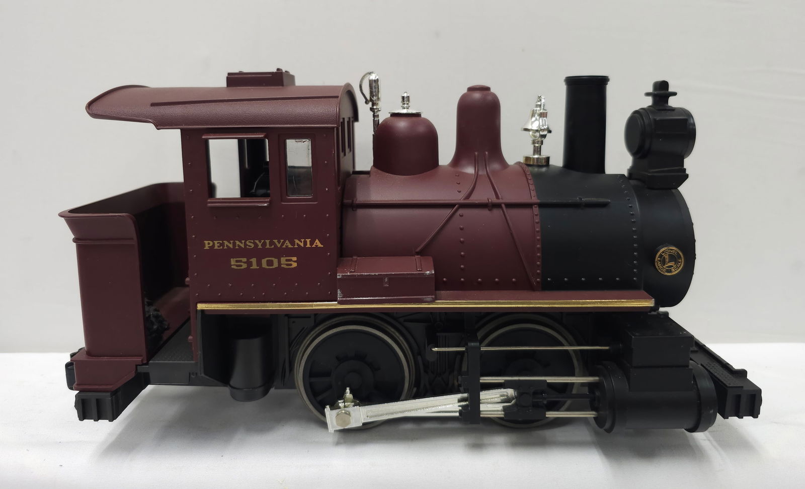 Lionel G-Scale #5105 Pennsylvania Engine (1 of 4)