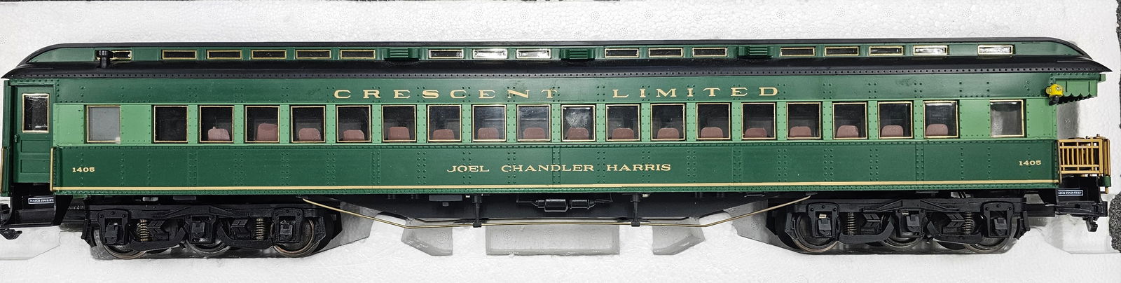 Aristo-Craft G-Scale Southern Crescent Limited: Rare Aristo-Craft ART-31705 G-Scale Southern Crescent Limited Paul William "Bear" Bryant Heavy Weight Passenger Combine Car, C-8+. Lightly run.