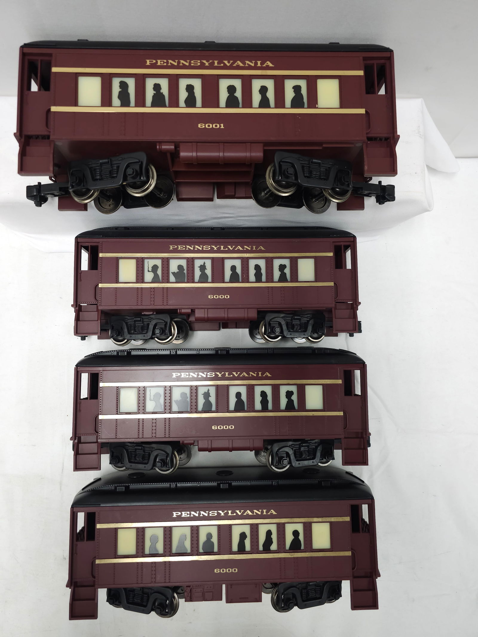 Lionel G-Scale PRR Passenger Car Lot of 4 (1 of 3)