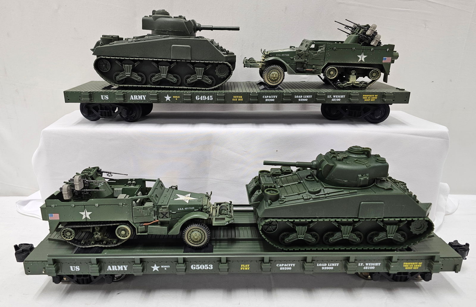Charles Ro Manu. US Army G4945 Flatcar W/ Tanks x2 (1 of 3)