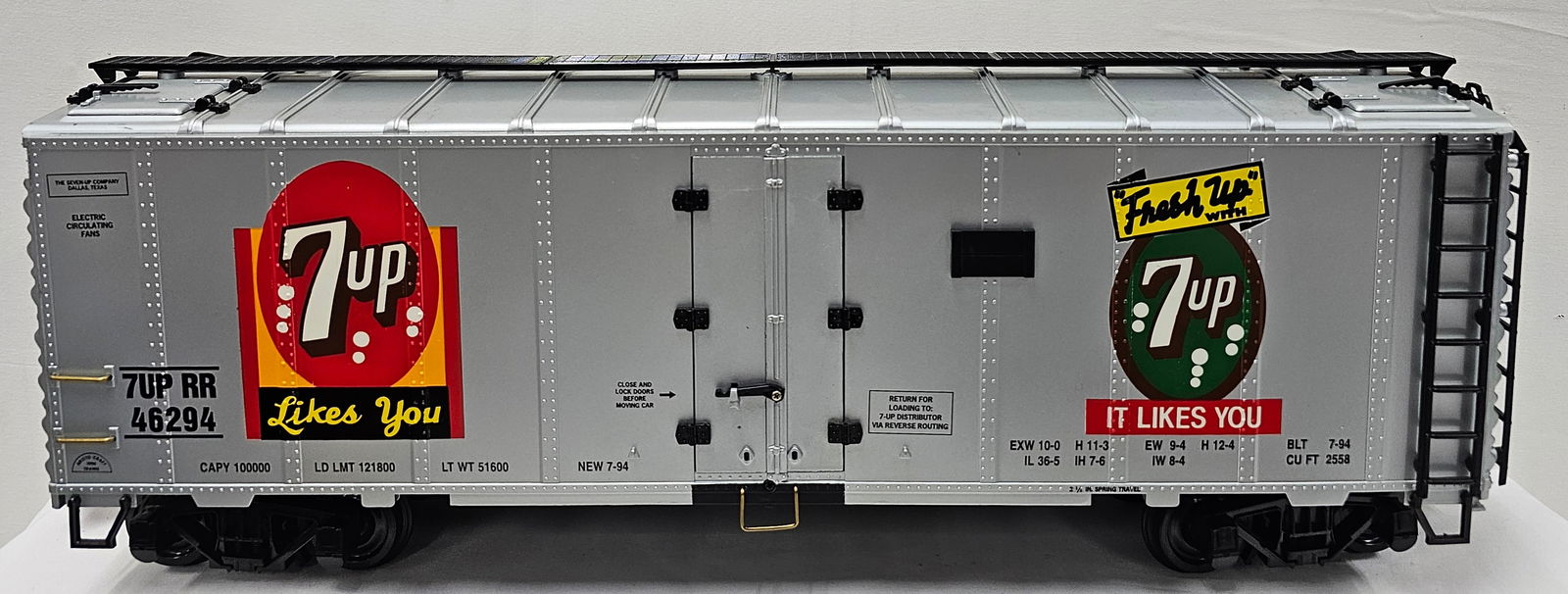 Aristocraft 7-Up Adertising Box Car: Aristocraft #76294 G-Scale 7-Up Adertising Box Car, C-8.