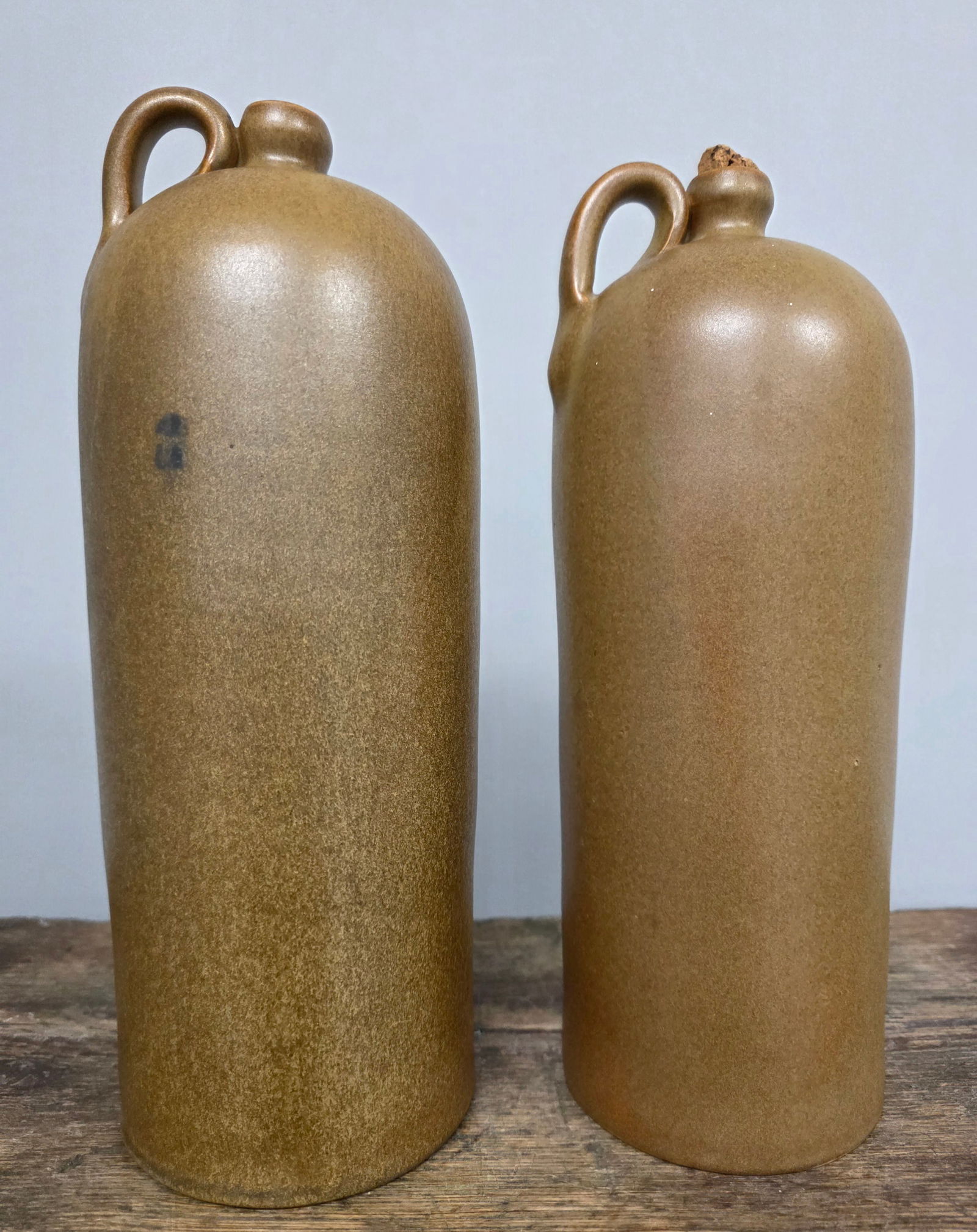 W J Gordy Single-Handle Jugs Lot of 2 (1 of 5)