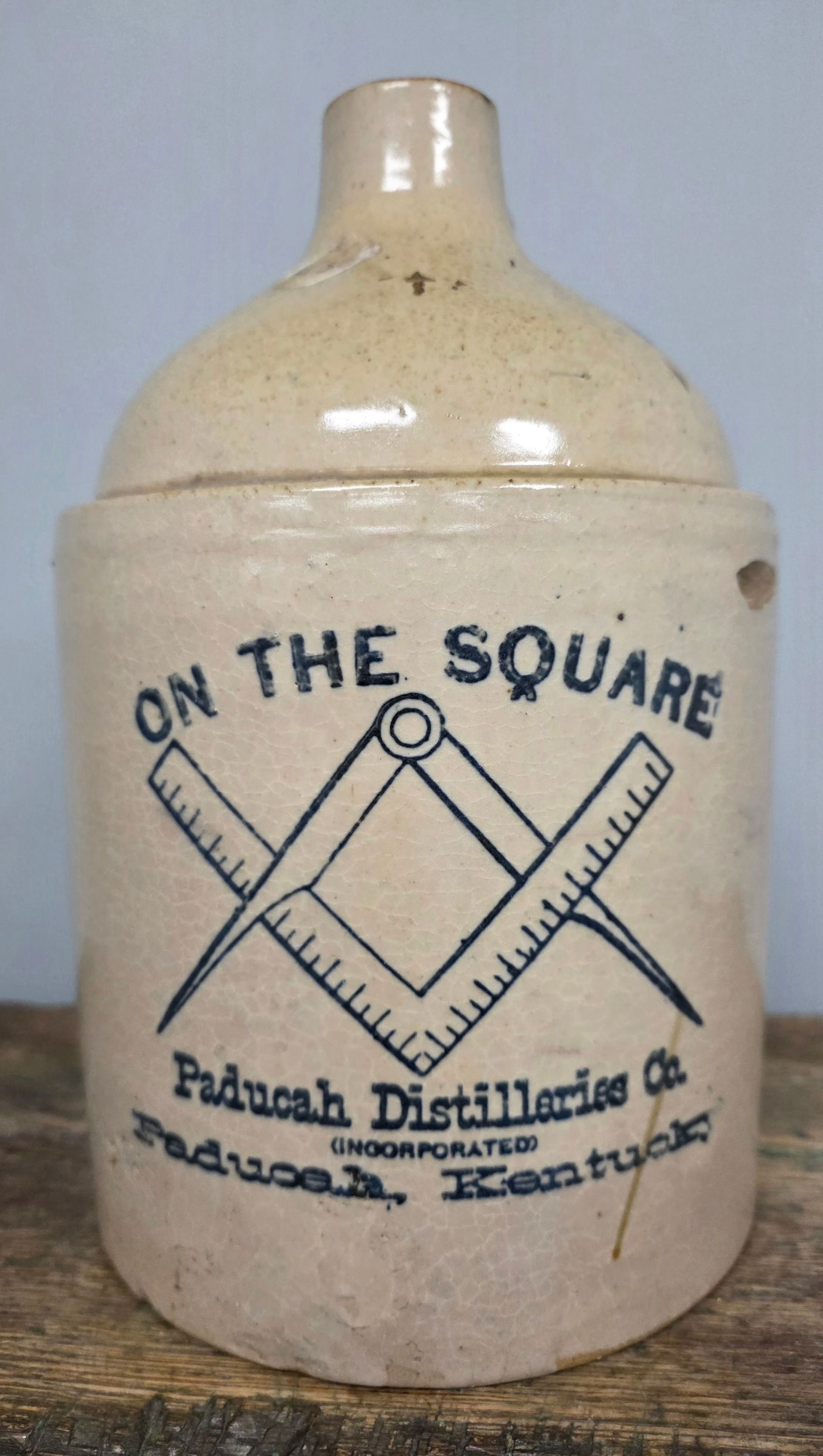 On the Square Paducah, KY 1 Gal Jug Whiskey Jug (1 of 4)