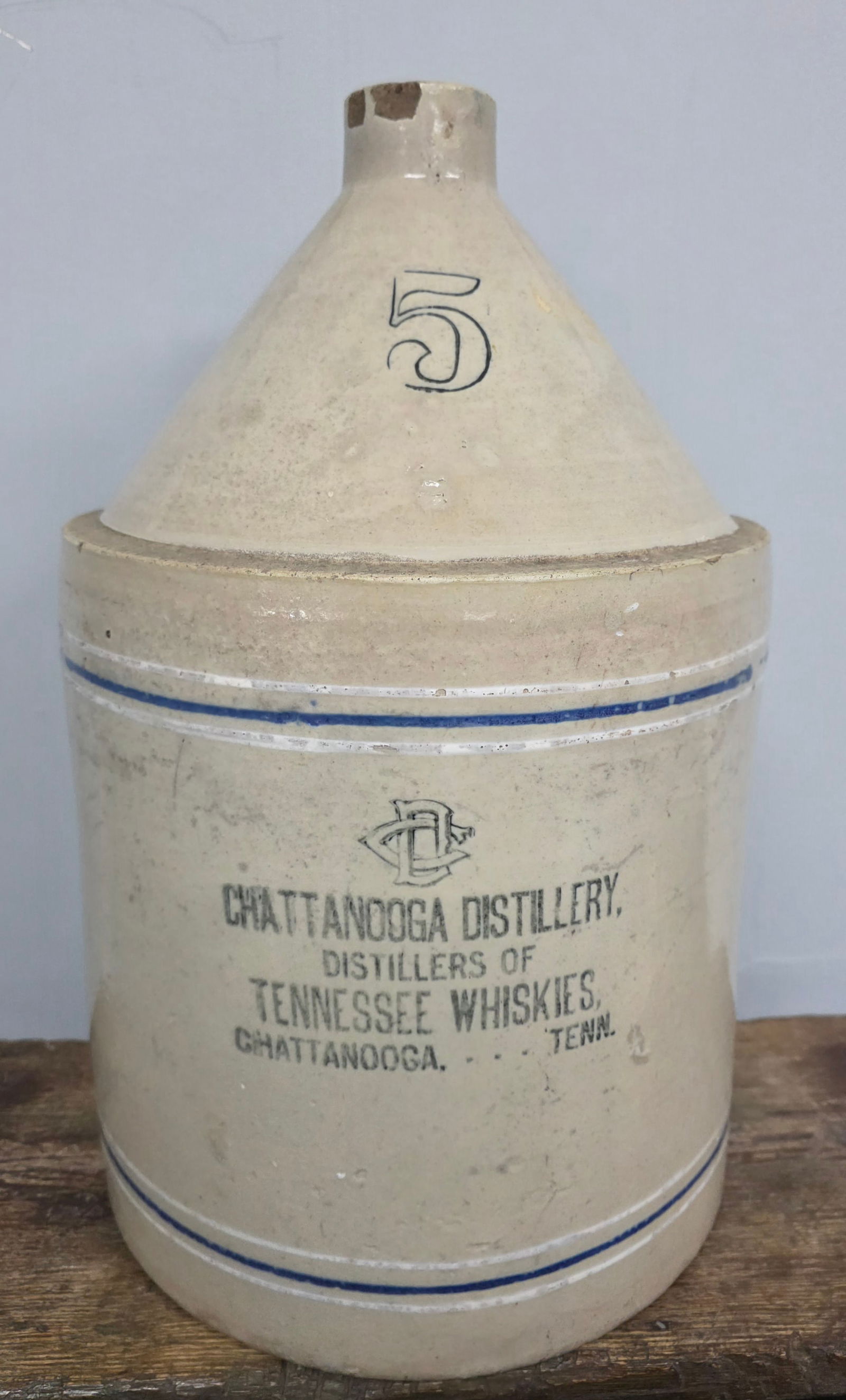 Rare 5 Gallon Chattanooga Distillery Whiskey Jug: Rare 5 Gallon Chattanooga Distillery, Distillers of Tennessee Whiskies, Jug. Strong stencil and an extremely scarce, hard to find in a 5 gallon size. Small rim edge chips that are typical of age and u