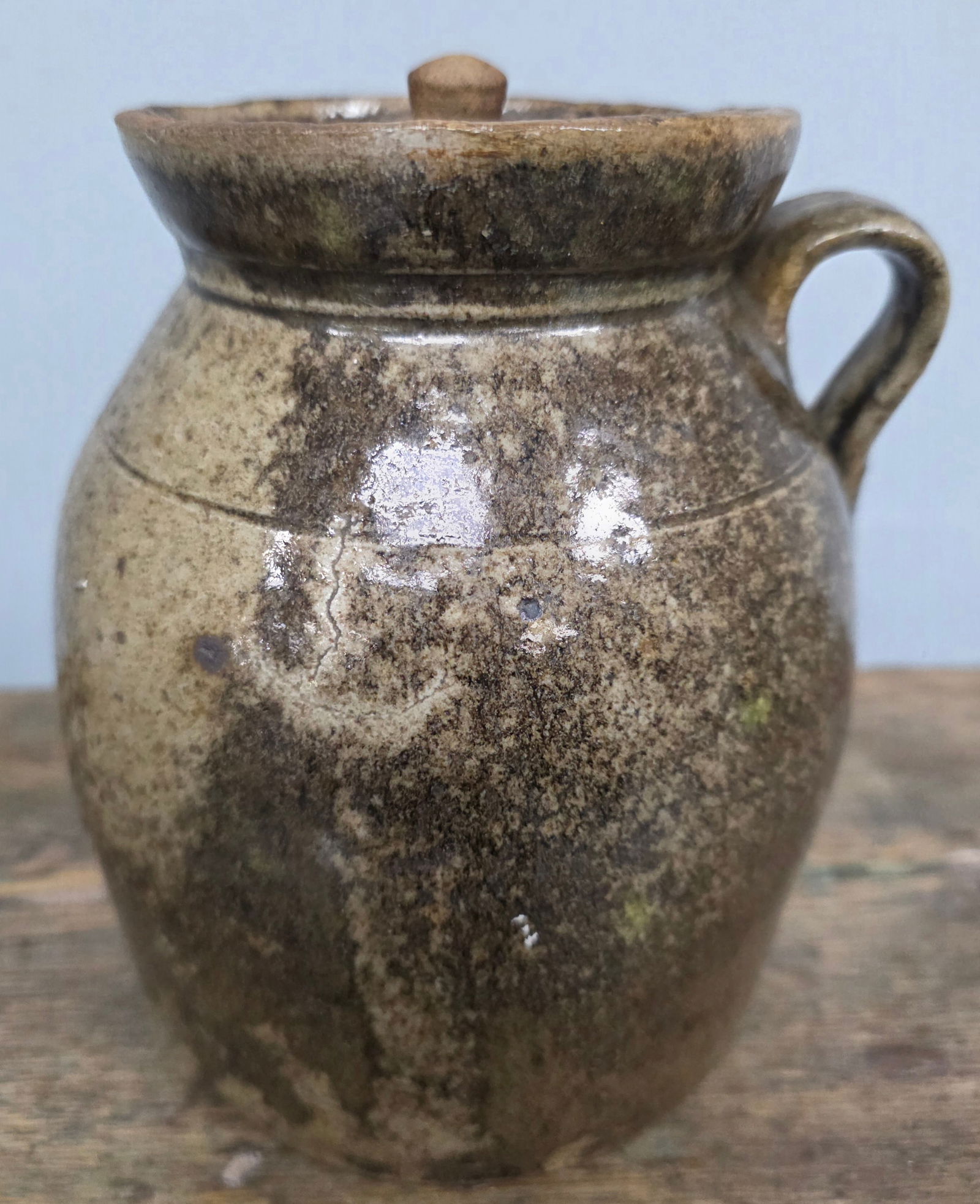 Crawford Co. 1850s Long Shop Lidded Bean Pot (1 of 5)
