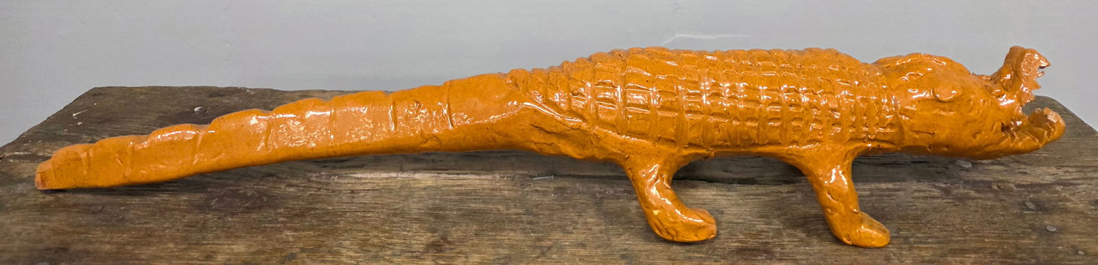 2001 Charles Moore Folk Pottery Alligator: 2001 Charles Moore Folk Pottery Alligator. In collector grade condition with no damage. The length is 20" long.