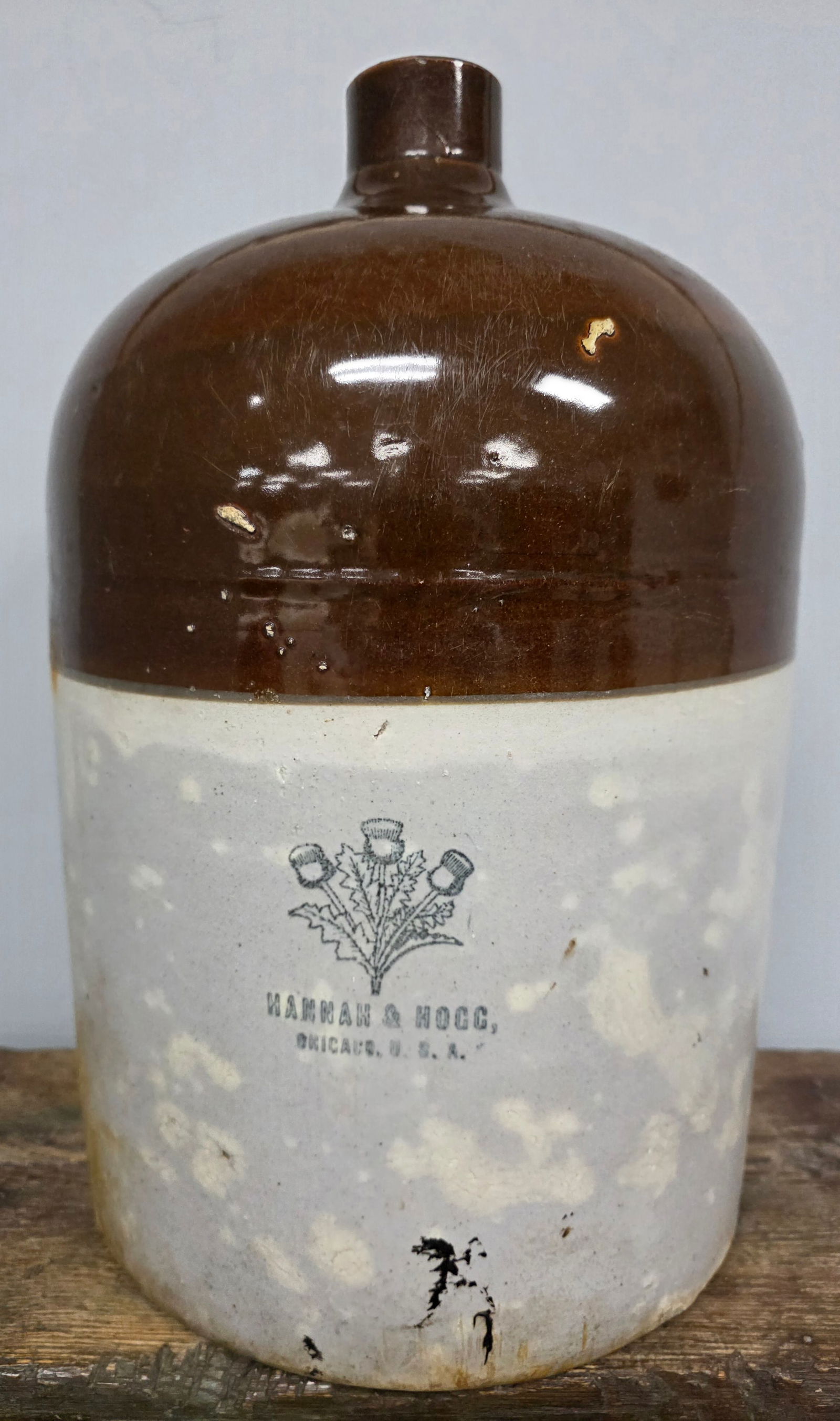 5 Gallon Hannah & Hogg Advertising Jug: 5 Gallon Hannah & Hogg Advertising Jug in collector grade condition with no damage.Standing: 17 3/8" tall.