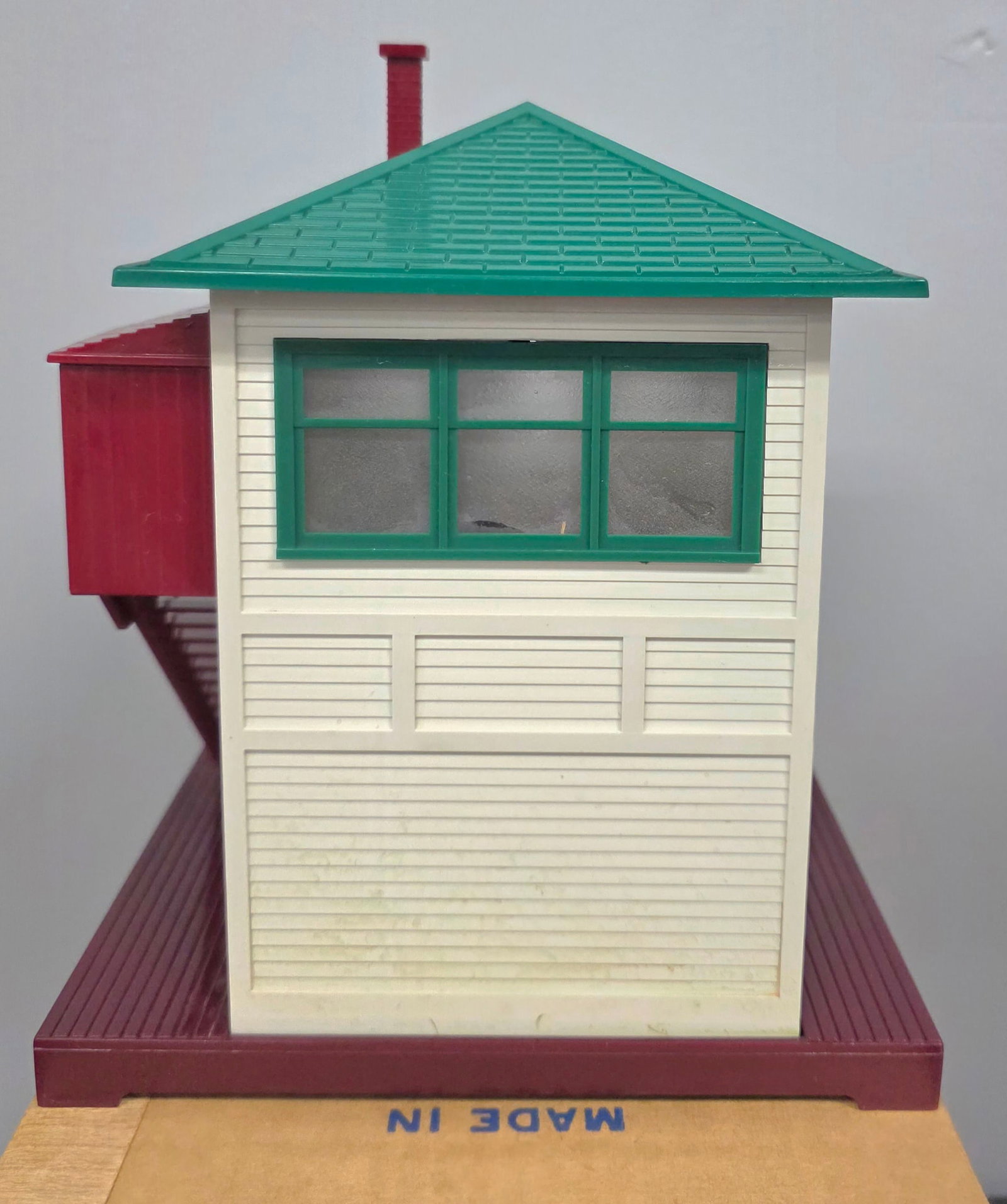 Lionel Post War #445 Operating Switch Tower W/ Box - 4